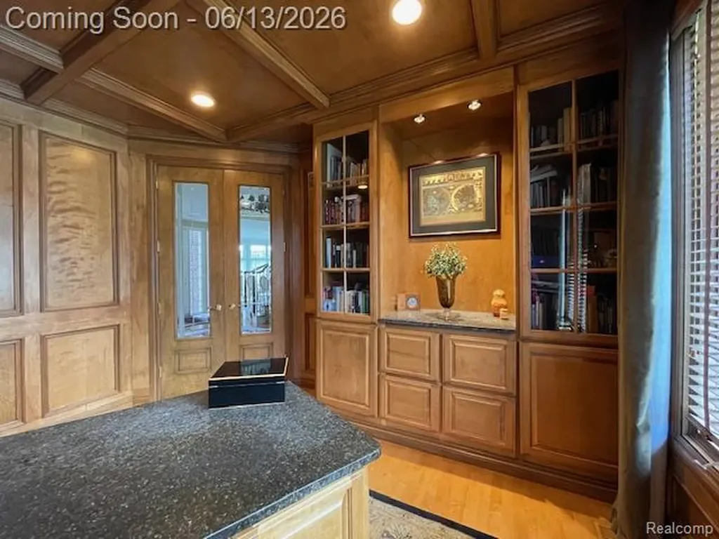 4831 Goodison Place Drive Oakland Charter Township MI 48306