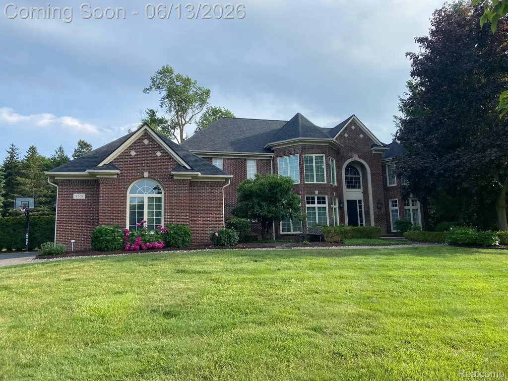4831 Goodison Place Drive Oakland Charter Township MI 48306