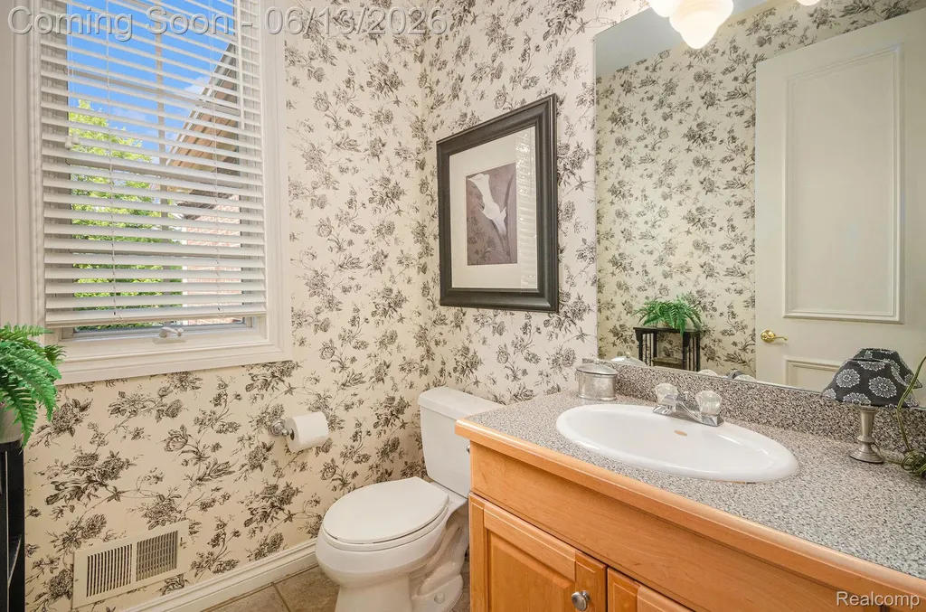 4831 Goodison Place Drive Oakland Charter Township MI 48306