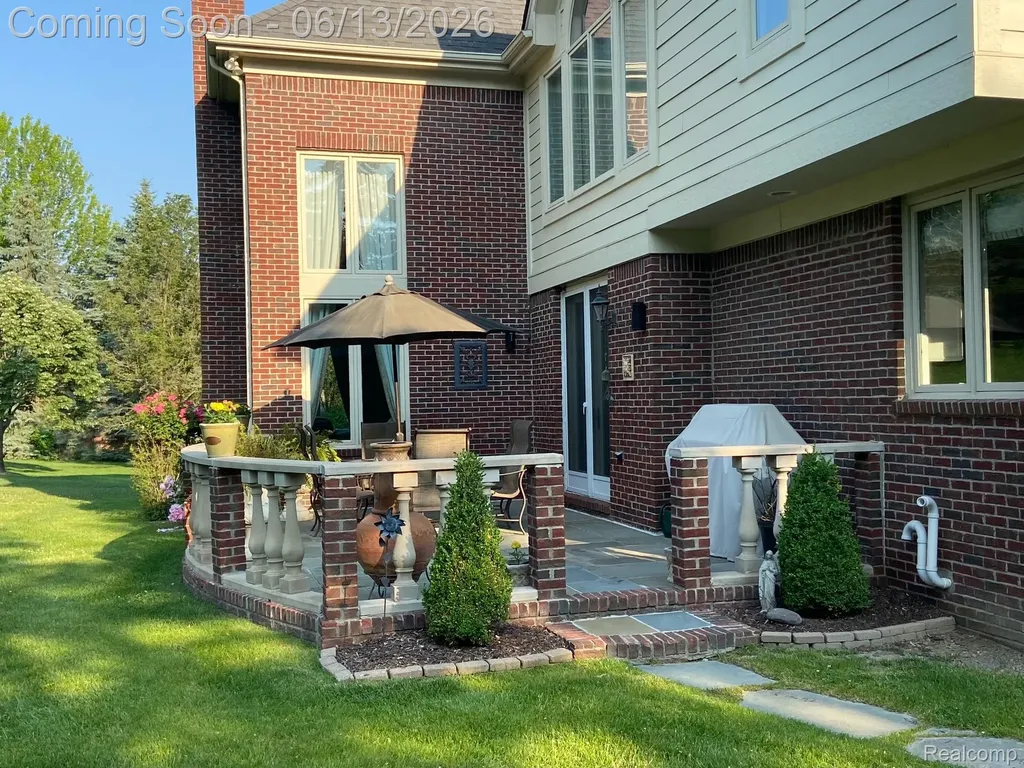 4831 Goodison Place Drive Oakland Charter Township MI 48306