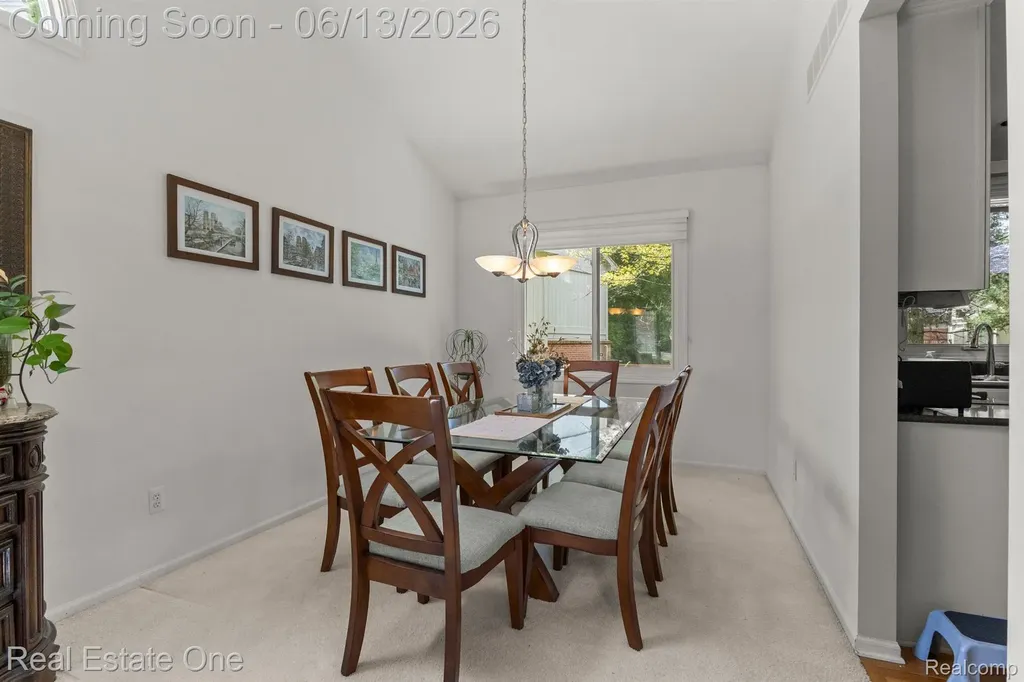 30612 Sequoia Circle Farmington Hills City MI 48331