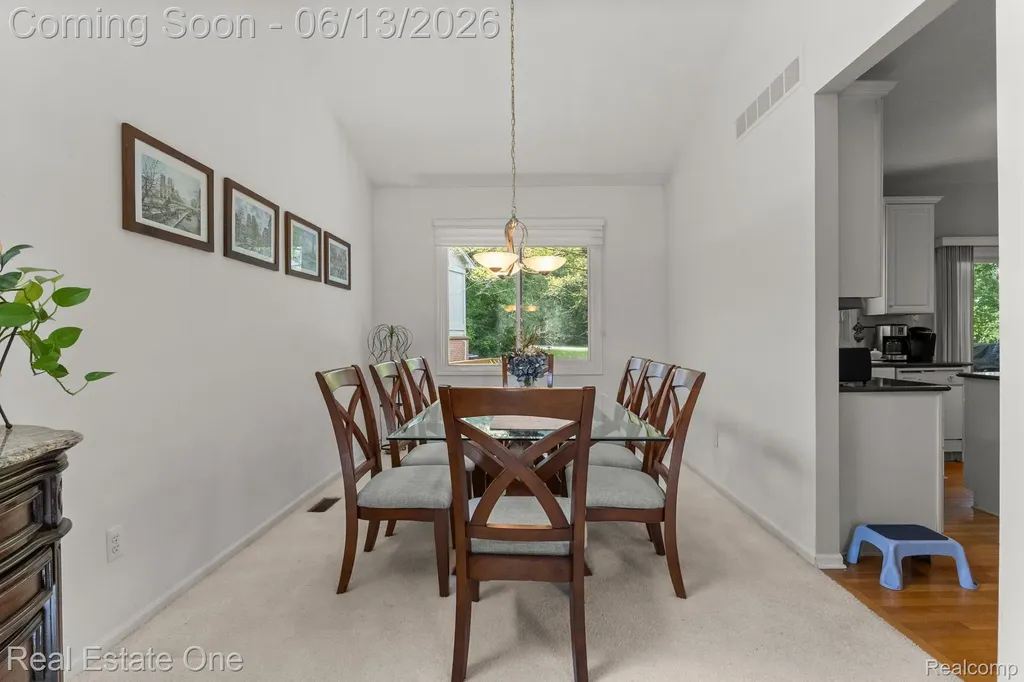 30612 Sequoia Circle Farmington Hills City MI 48331
