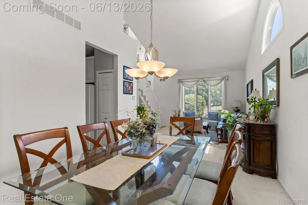 30612 Sequoia Circle Farmington Hills City MI 48331