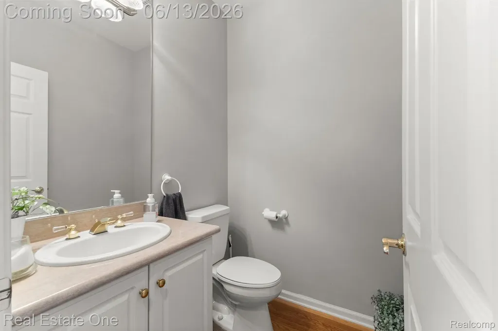 30612 Sequoia Circle Farmington Hills City MI 48331