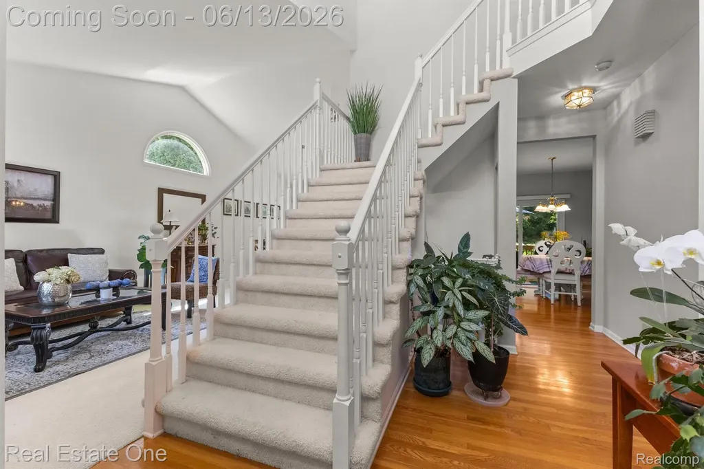 30612 Sequoia Circle Farmington Hills City MI 48331