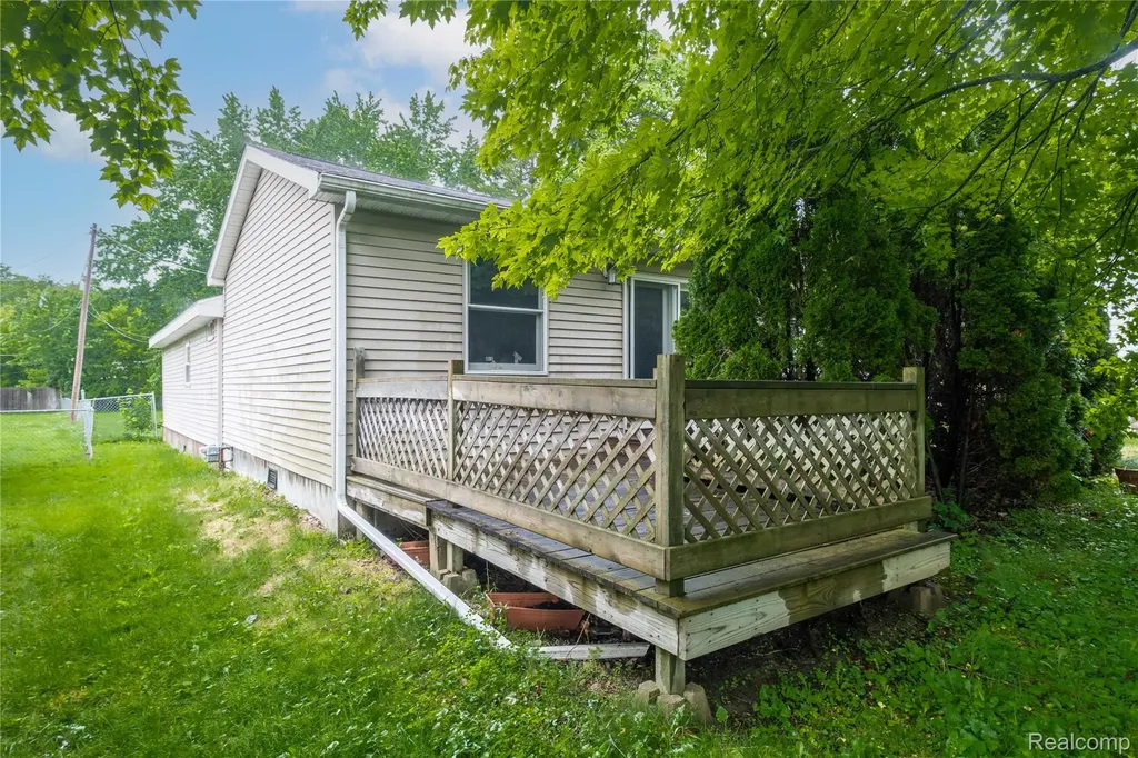 1270 W Oregon Street Lapeer City MI 48446