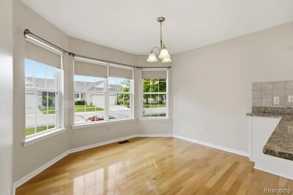 41184 Greenspire Drive Clinton Charter Township MI 48038