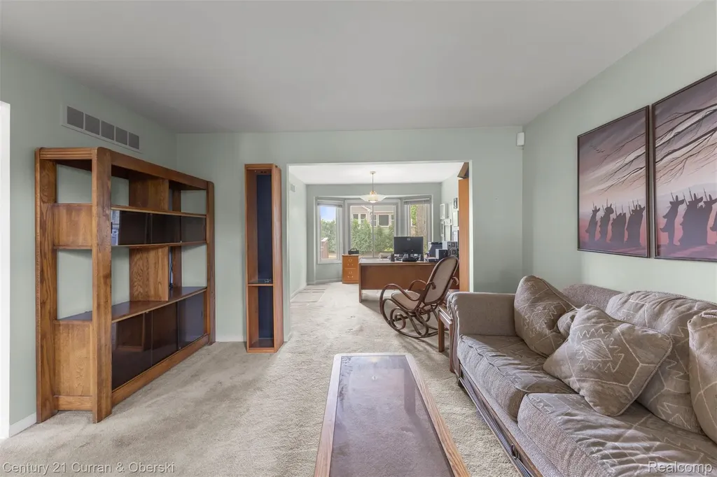 45924 Rockledge Drive Plymouth Charter Township MI 48170
