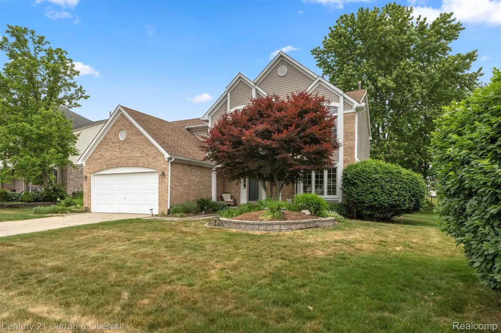 45924 Rockledge Drive Plymouth Charter Township MI 48170