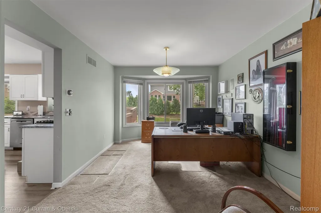 45924 Rockledge Drive Plymouth Charter Township MI 48170