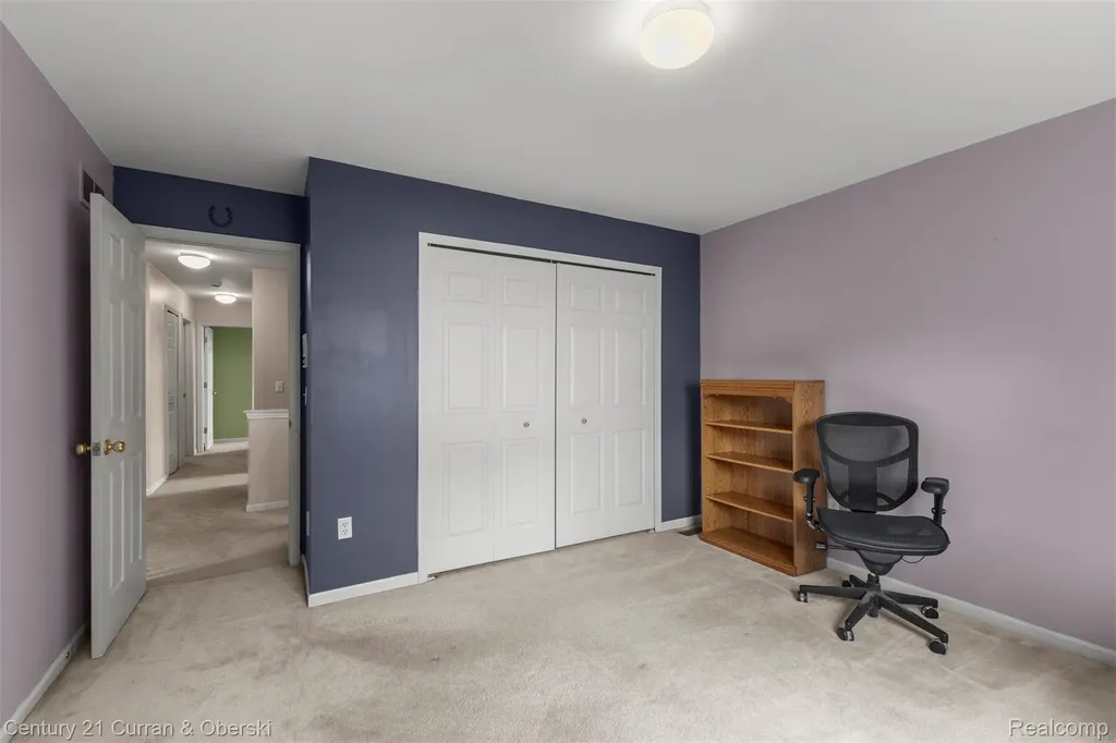 45924 Rockledge Drive Plymouth Charter Township MI 48170