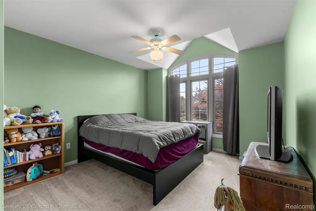 45924 Rockledge Drive Plymouth Charter Township MI 48170