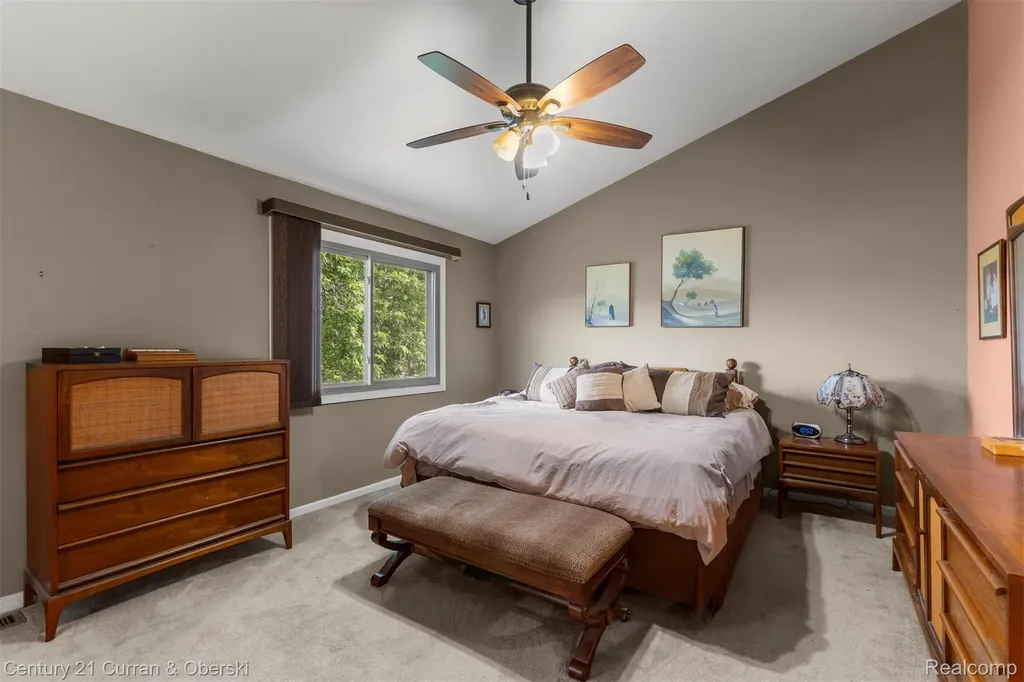 45924 Rockledge Drive Plymouth Charter Township MI 48170