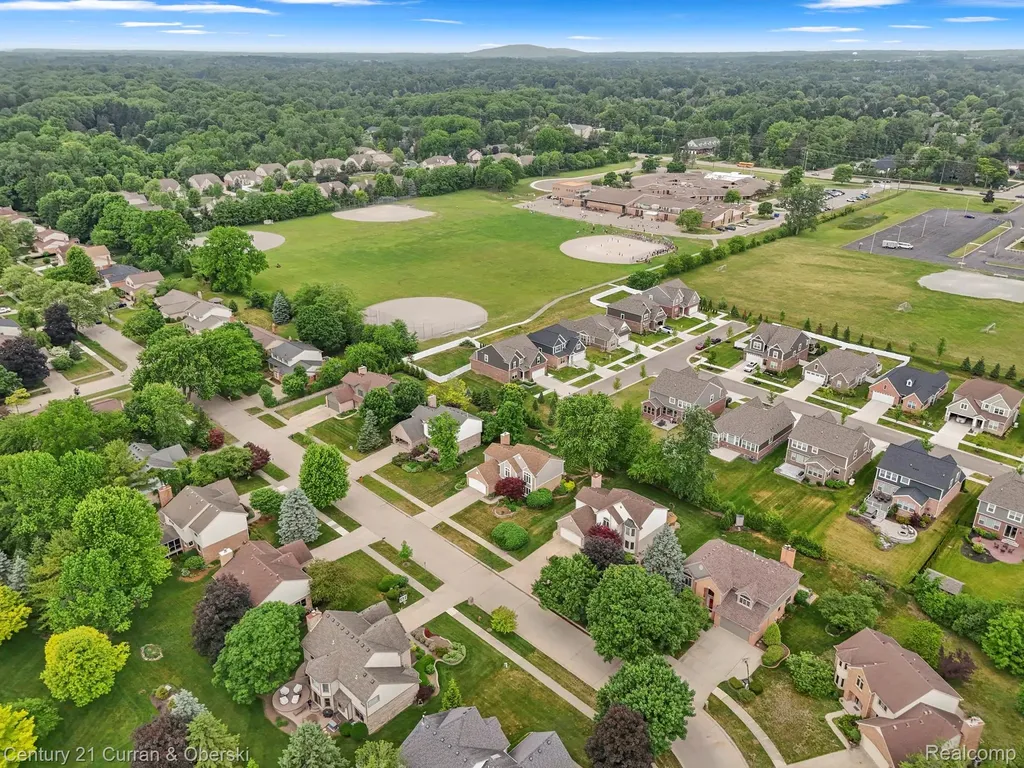 45924 Rockledge Drive Plymouth Charter Township MI 48170