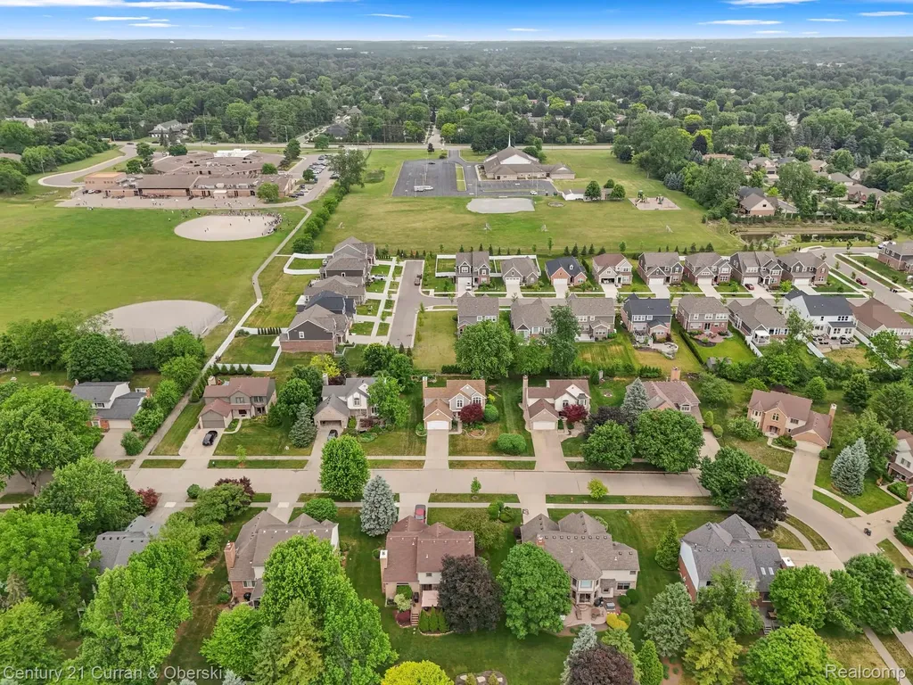 45924 Rockledge Drive Plymouth Charter Township MI 48170
