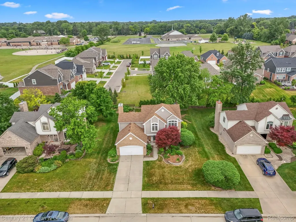 45924 Rockledge Drive Plymouth Charter Township MI 48170