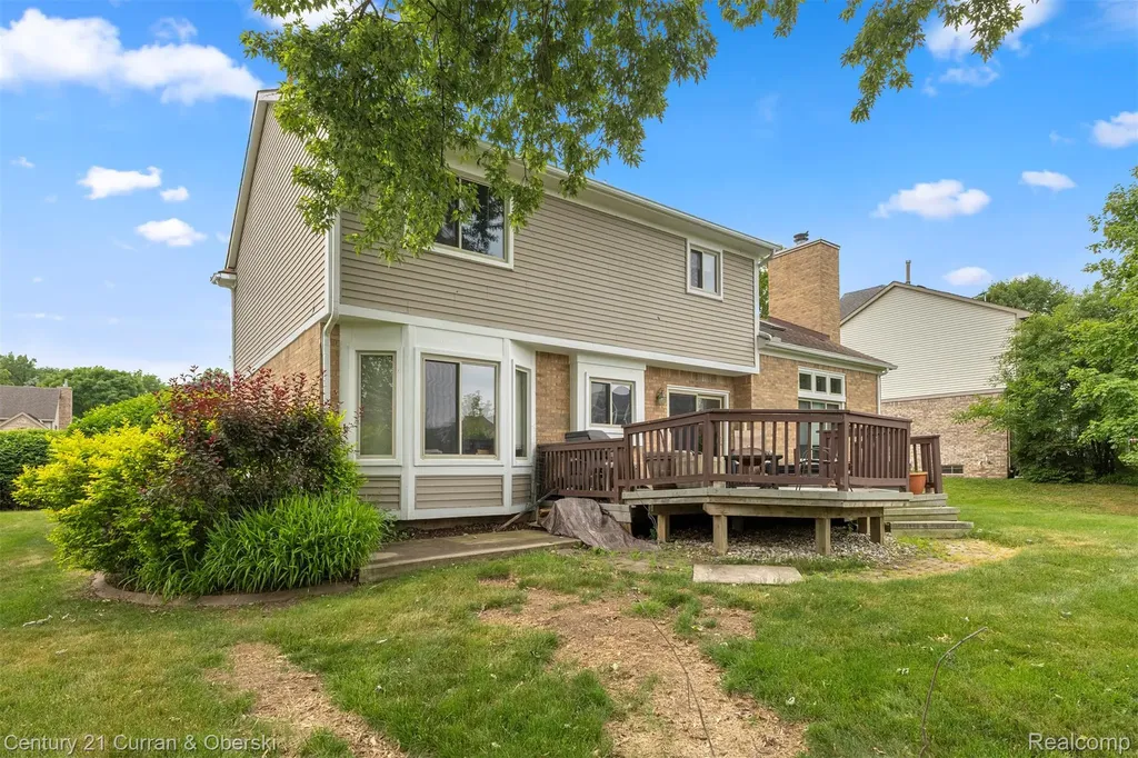 45924 Rockledge Drive Plymouth Charter Township MI 48170
