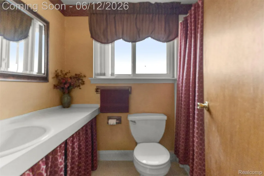29156 Manchester Street Westland City MI 48185