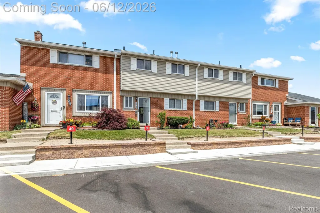 29156 Manchester Street Westland City MI 48185