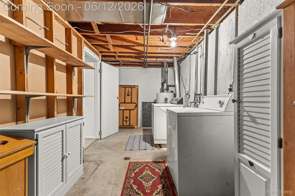 29156 Manchester Street Westland City MI 48185