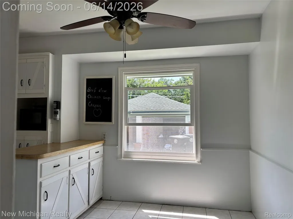 9919 Merriman Road Livonia City MI 48150