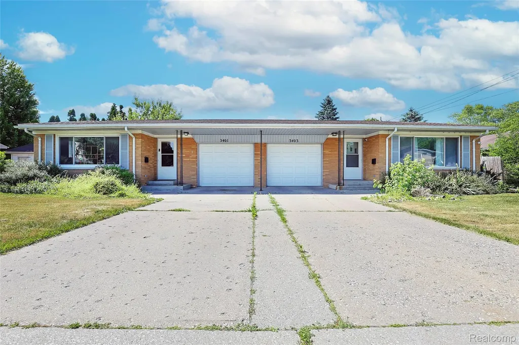 3401 Weiss Street Saginaw City MI 48602