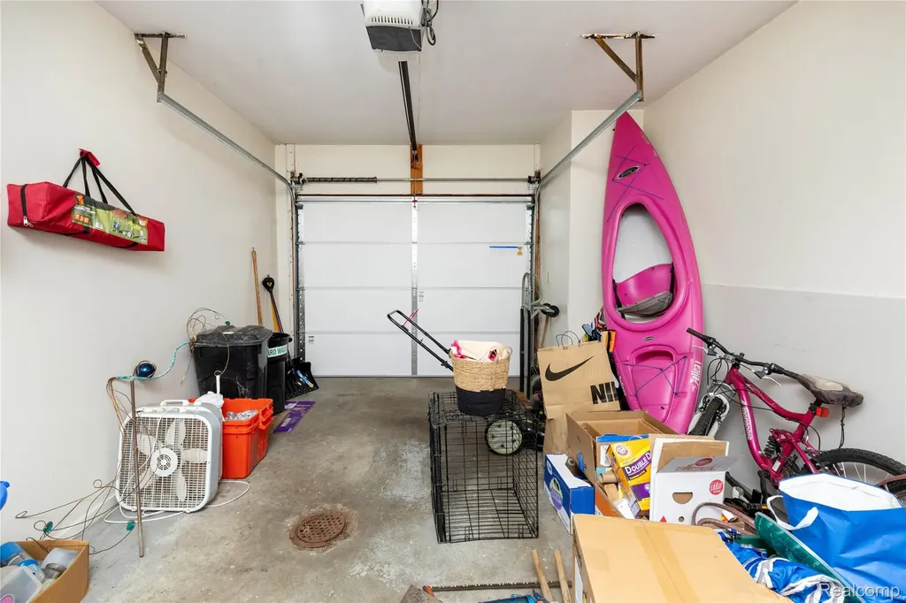 3401 Weiss Street Saginaw City MI 48602