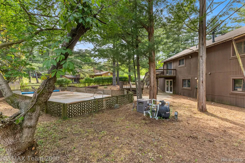 5445 Pine View Drive Ypsilanti Charter Township MI 48197