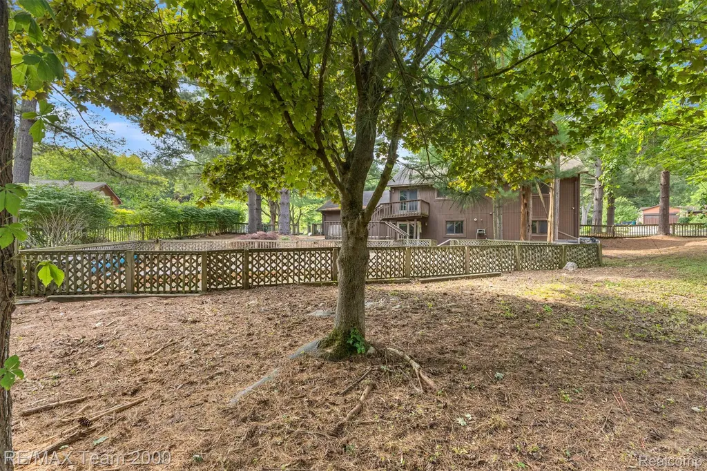 5445 Pine View Drive Ypsilanti Charter Township MI 48197