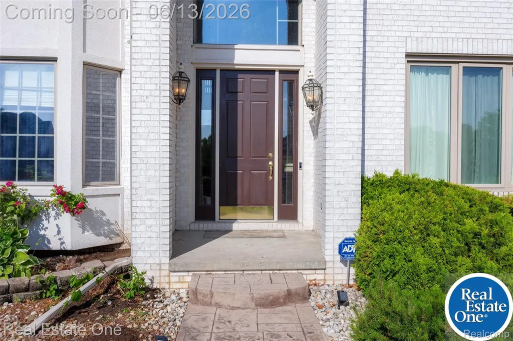 857 Saint James Park Avenue Monroe Charter Township MI 48161