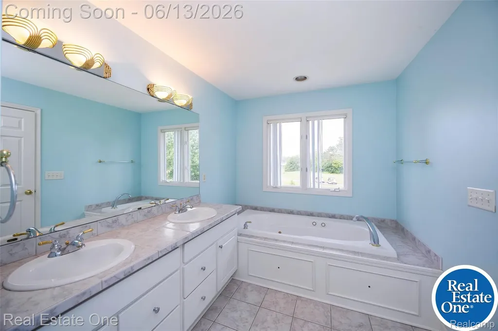 857 Saint James Park Avenue Monroe Charter Township MI 48161