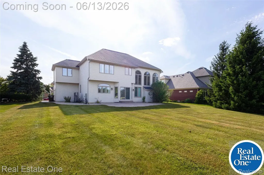 857 Saint James Park Avenue Monroe Charter Township MI 48161