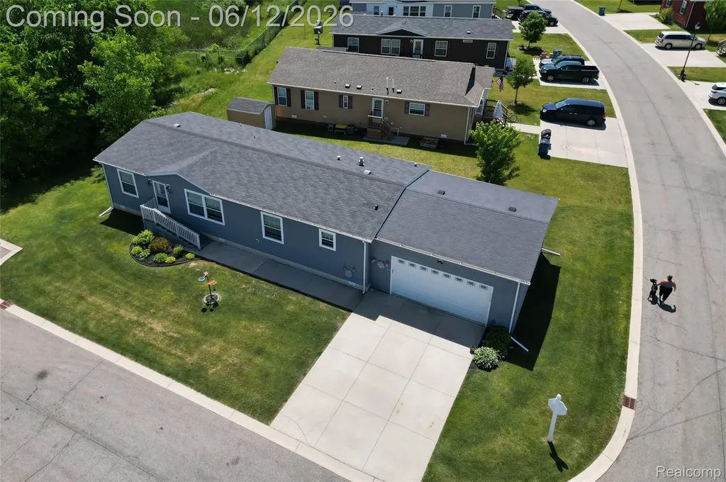 9758 Home Court Tyrone Township MI 48430