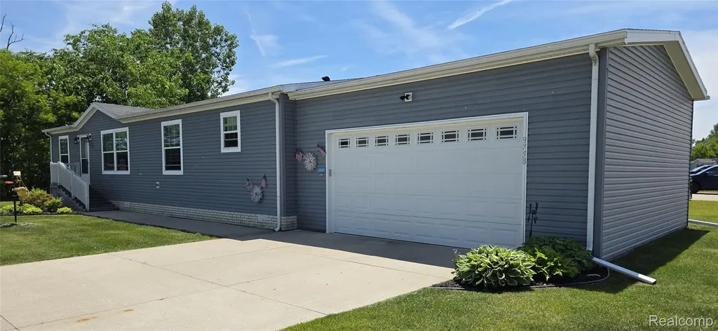9758 Home Court Tyrone Township MI 48430