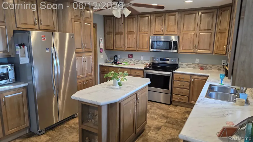9758 Home Court Tyrone Township MI 48430