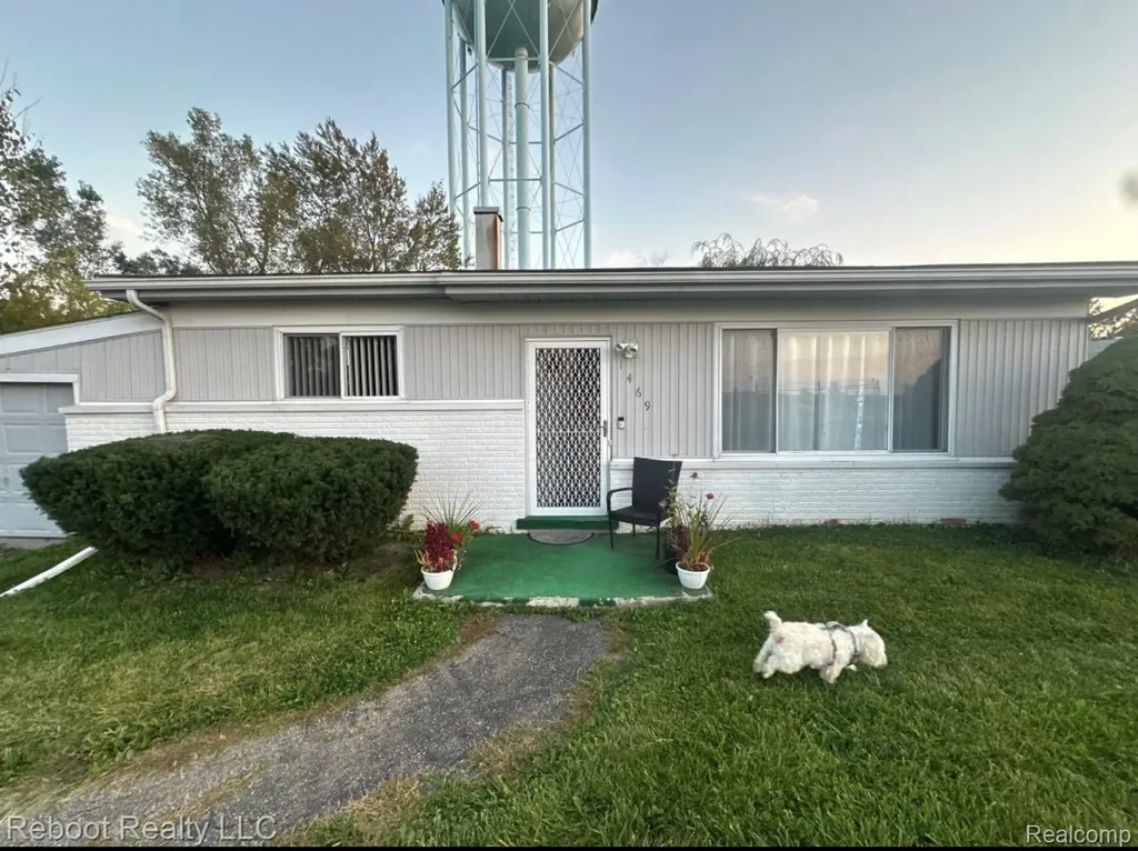 1469 Flamingo Drive Mt. Morris Township MI 48458