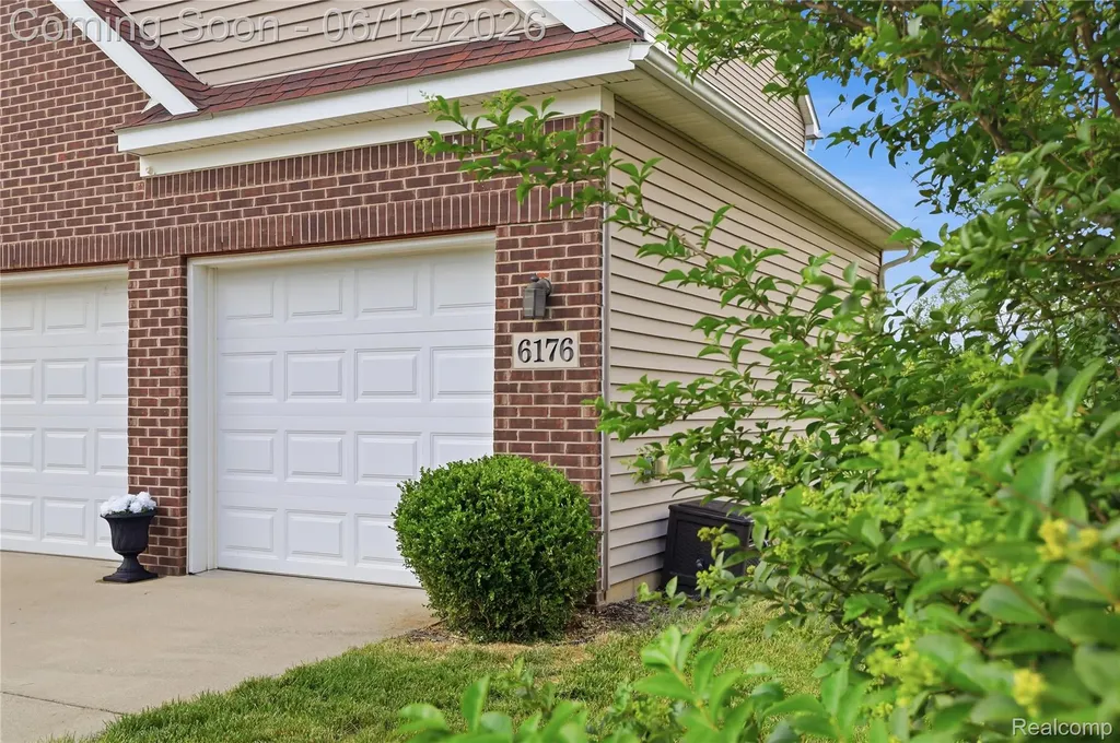 6176 Sterling Trail Dexter Township MI 48130