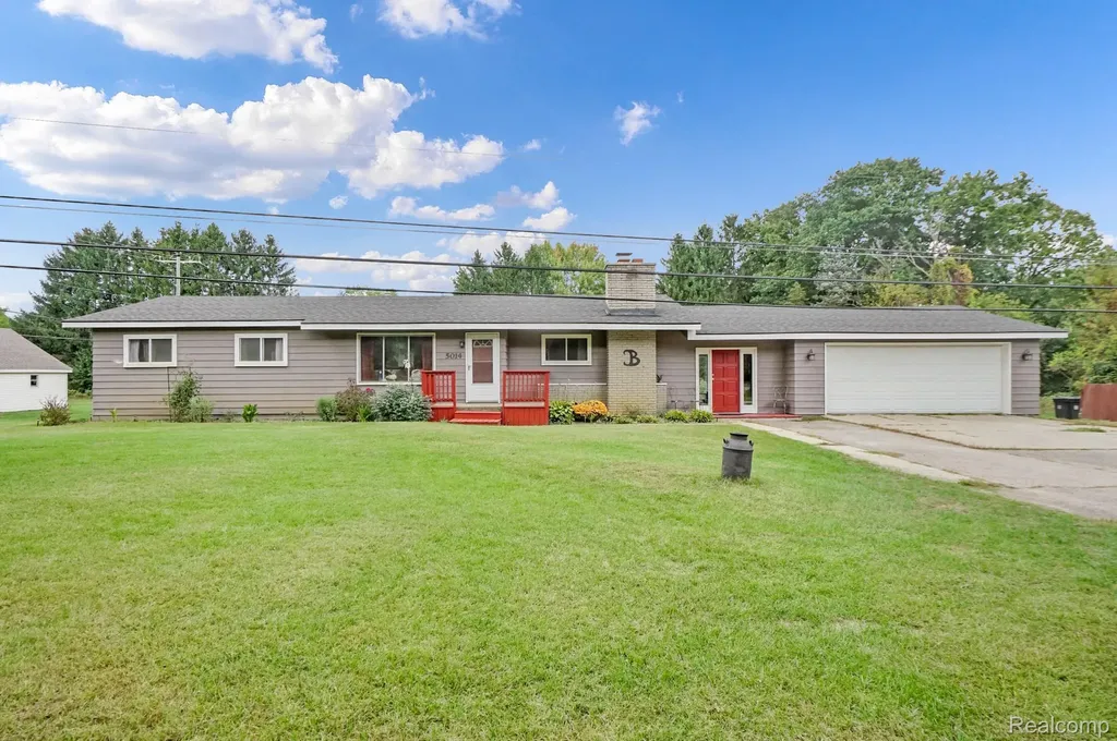 5014 Oak Hill Road Brandon Charter Township MI 48348