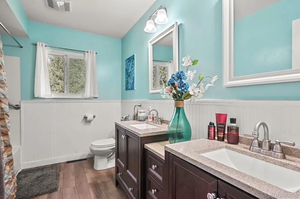 5014 Oak Hill Road Brandon Charter Township MI 48348