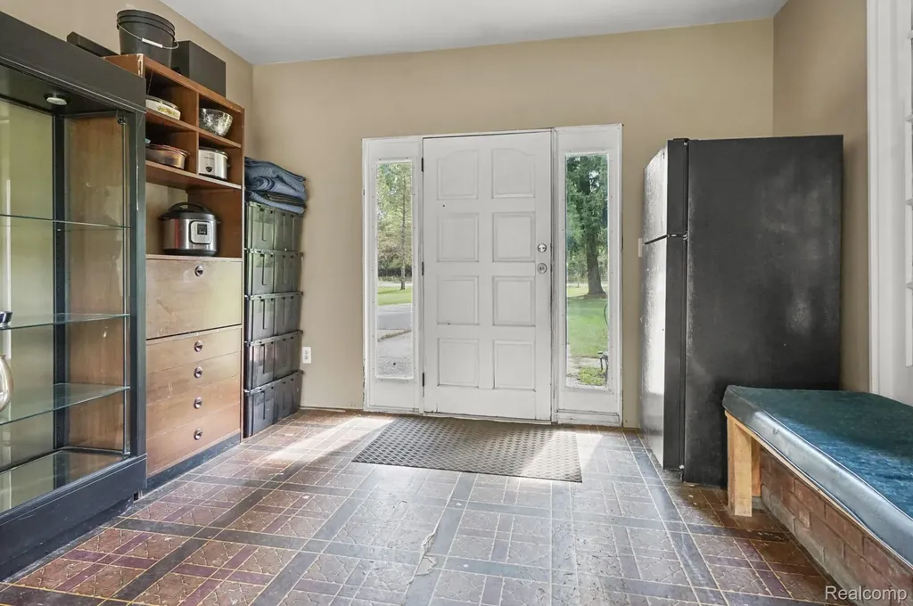 5014 Oak Hill Road Brandon Charter Township MI 48348
