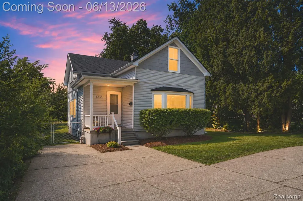 15635 W 13 Mile Road Southfield City MI 48076