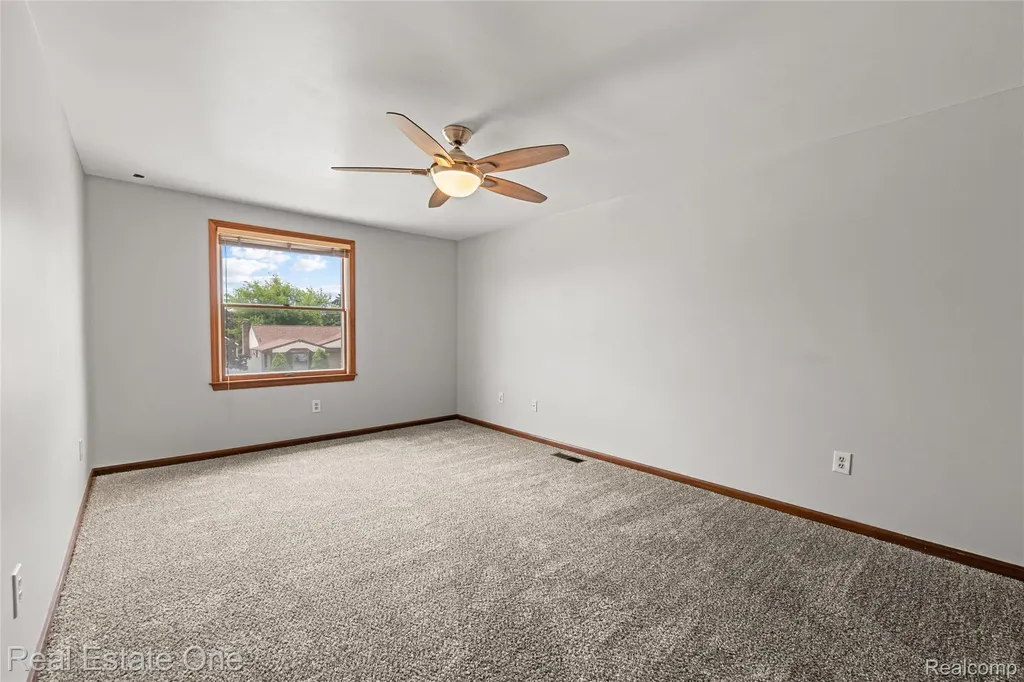 17300 Timothy Drive Southgate City MI 48195