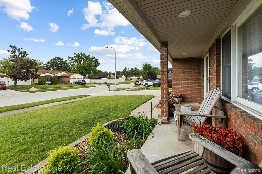 17300 Timothy Drive Southgate City MI 48195