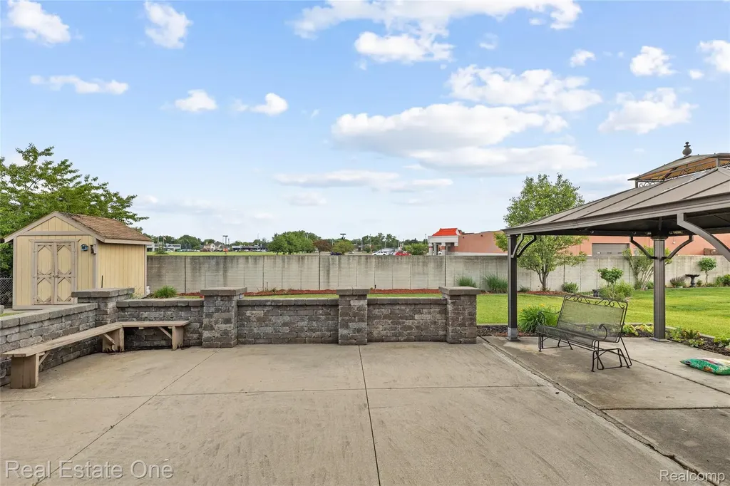 17300 Timothy Drive Southgate City MI 48195