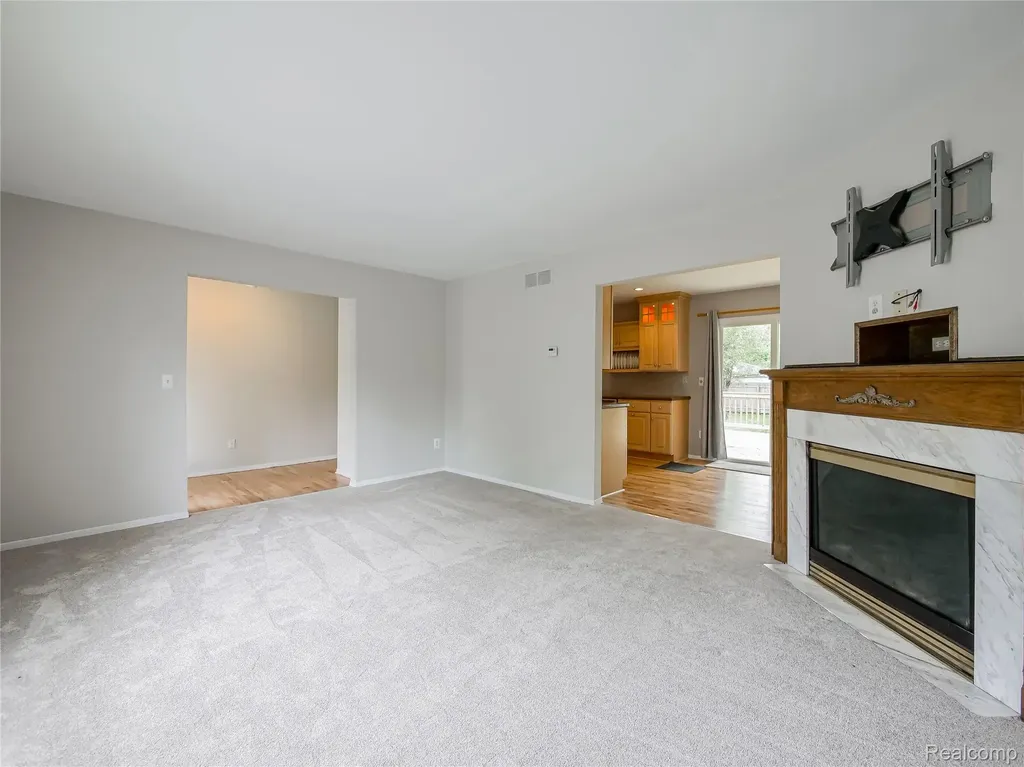 21728 Ruth Street Farmington Hills City MI 48336