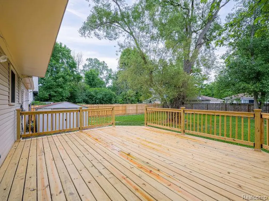 21728 Ruth Street Farmington Hills City MI 48336