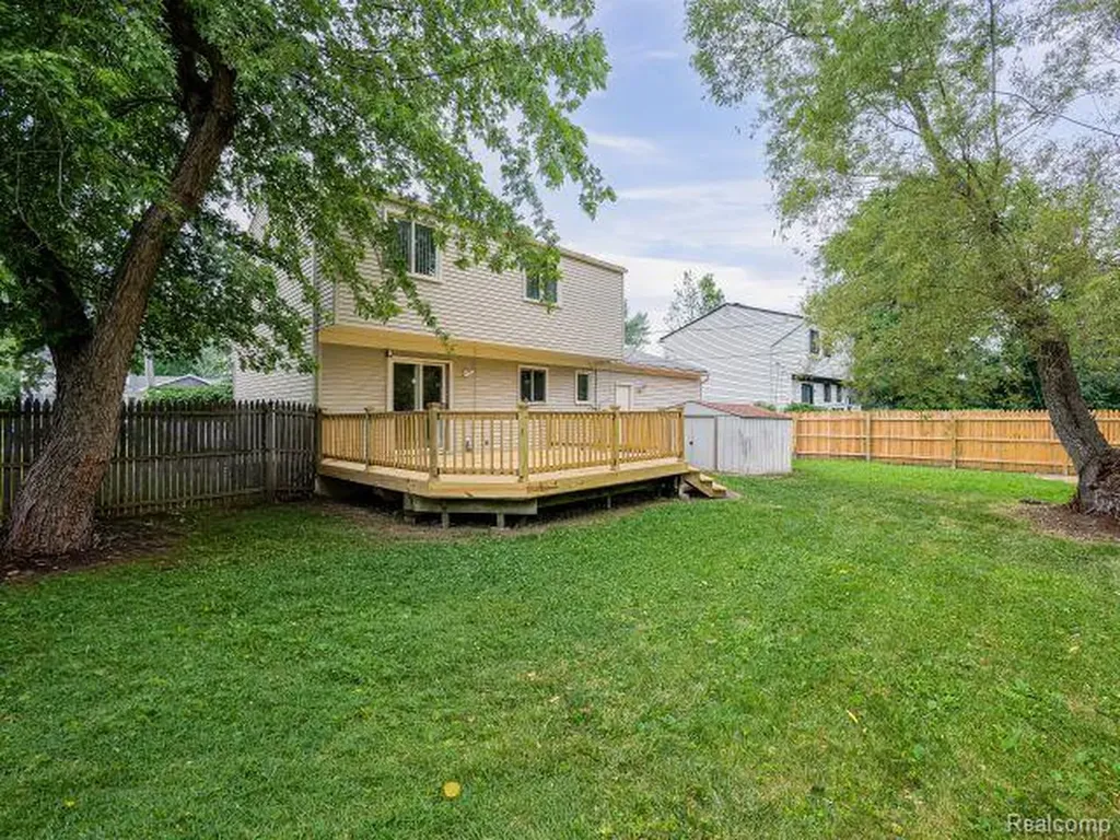 21728 Ruth Street Farmington Hills City MI 48336