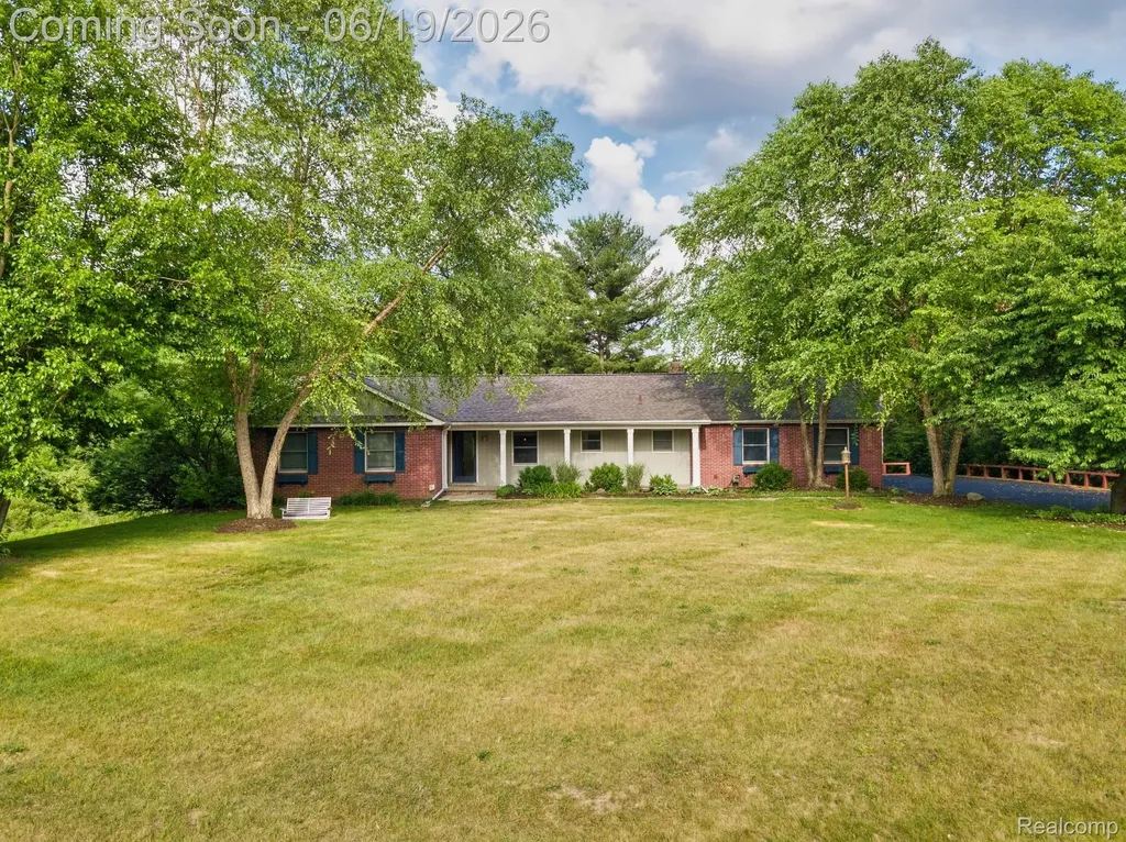 9787 York Woods Drive York Charter Township MI 48176