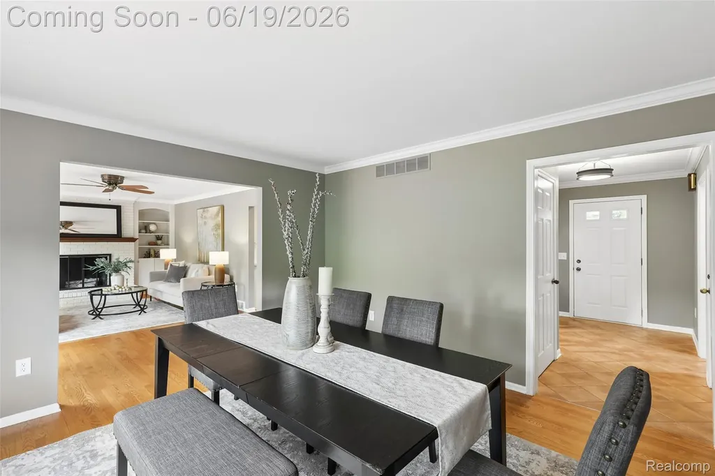 9787 York Woods Drive York Charter Township MI 48176