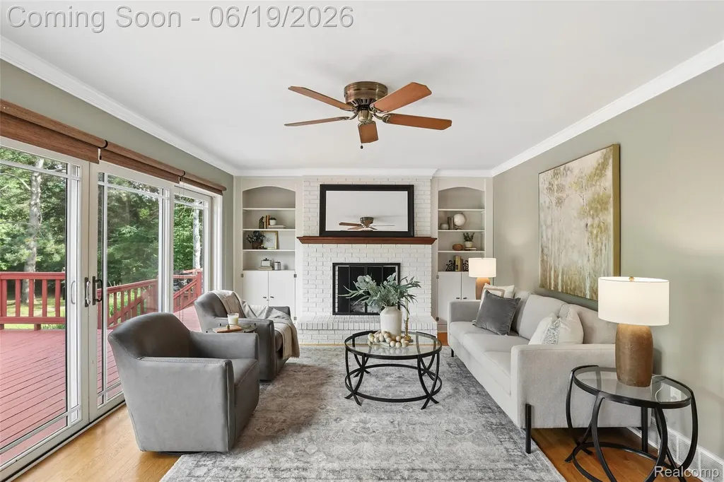 9787 York Woods Drive York Charter Township MI 48176